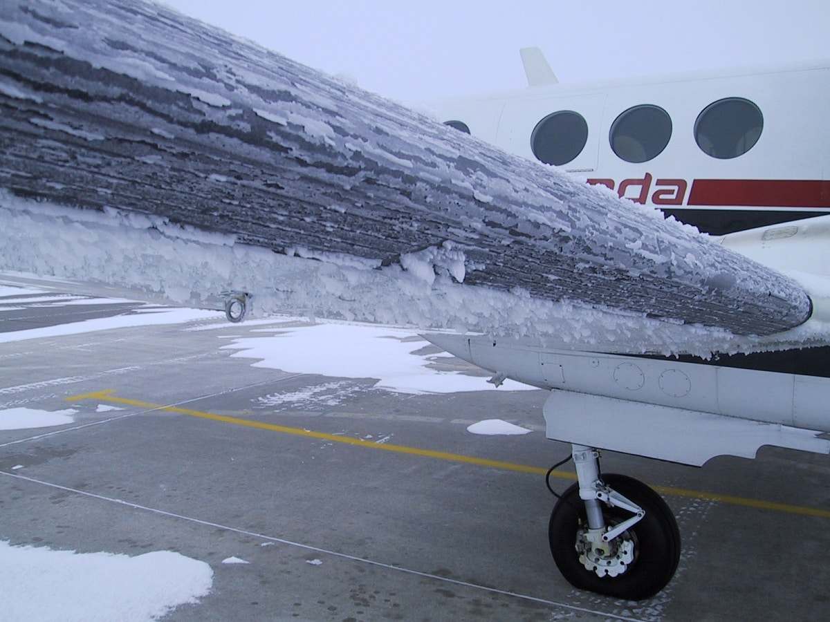 Ice Formation On Aircraft Panamedia International Flight School Ice Formation On Aircraft Panamedia International Flight School